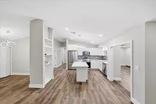 271 NE Naylor St St, Palm Bay, FL 32907 - Photo 2