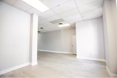 16350 NE 12th Avenue, North Miami Beach, FL 33162 - Photo 10