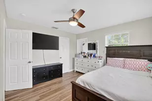633 NW 30th St, Wilton Manors, FL 33311 - Photo 10