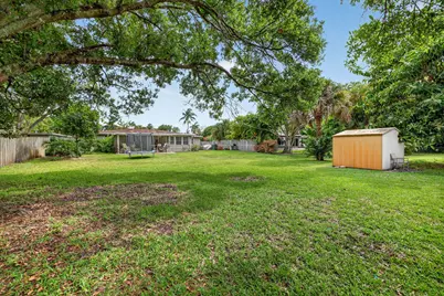 633 NW 30th Street, Wilton Manors, FL 33311 - Photo 24