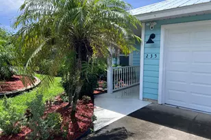 235 14th Ave, Vero Beach, FL 32962 - Photo 2