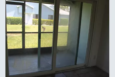 3883 Island Club Circle W, Lantana, FL 33462 - Photo 8