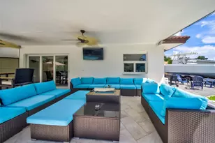 250 NE 27th Ct, Boca Raton, FL 33431 - Photo 18