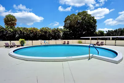 2000 Presidential Way #1006, West Palm Beach, FL 33401 - Photo 10