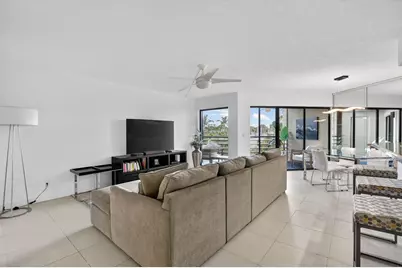5851 Camino Del Sol #402, Boca Raton, FL 33433 - Photo 6
