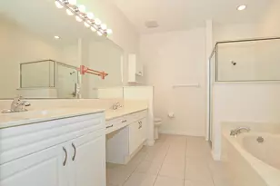 649 NE Bent Paddle Ln, Port Saint Lucie, FL 34983 - Photo 26