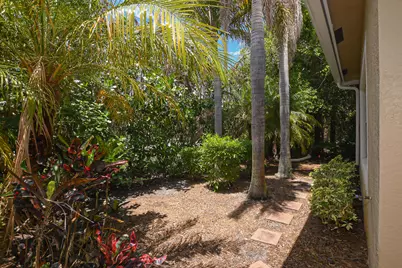 649 NE Bent Paddle Lane, Port Saint Lucie, FL 34983 - Photo 38