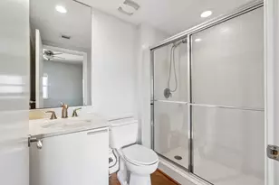 2640 Lake Shore Dr, Riviera Beach, FL 33404 - Photo 28