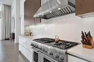 2816 NE 38th St, Fort Lauderdale, FL 33308 - Photo 12