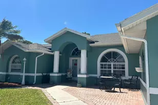 2301 SE Mariola Ave SE, Port Saint Lucie, FL 34952 - Photo 2