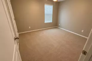 10605 Avian Forrest Dr, Riverview, FL 33578 - Photo 6