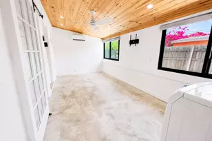 1724 NE 17th St, Fort Lauderdale, FL 33305 - Photo 18