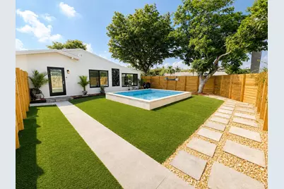 1724 NE 17th Street, Fort Lauderdale, FL 33305 - Photo 2