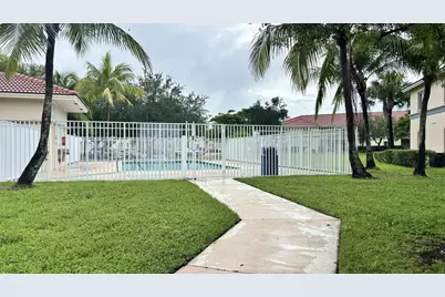 1103 Golden Lakes Boulevard #1011, West Palm Beach, FL 33411 - Photo 30