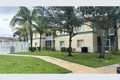 1103 Golden Lakes Boulevard #1011, West Palm Beach, FL 33411 - Photo 32