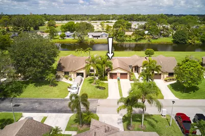 154 Ramblewood Circle, Royal Palm Beach, FL 33411 - Photo 2