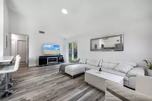 10117 Mikado Ln, Royal Palm Beach, FL 33411 - Photo 4