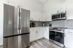 10117 Mikado Ln, Royal Palm Beach, FL 33411 - Photo 10
