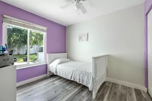 10117 Mikado Ln, Royal Palm Beach, FL 33411 - Photo 32