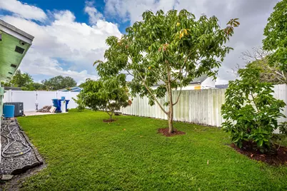 10117 Mikado Lane, Royal Palm Beach, FL 33411 - Photo 18