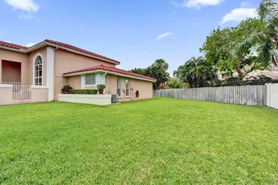 15620 Canterbury Court, Davie, FL 33331 - Photo 4