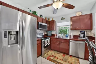 9621 NW 28th Pl, Coral Springs, FL 33065 - Photo 10