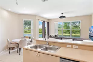 16385 SW 27th St, Miramar, FL 33027 - Photo 8