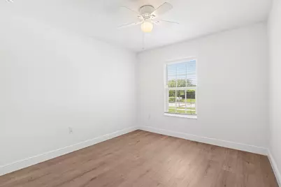 5870 NW Pine Trail Circle, Port Saint Lucie, FL 34983 - Photo 26