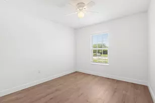 5870 NW Pine Trail Cir, Port Saint Lucie, FL 34983 - Photo 26