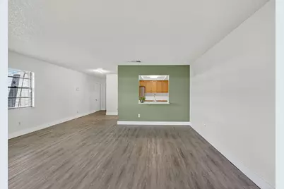 2513 S 17th Street #206, Fort Pierce, FL 34982 - Photo 4