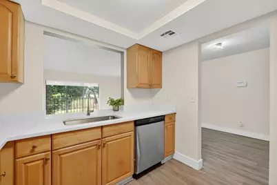 2513 S 17th Street #206, Fort Pierce, FL 34982 - Photo 8