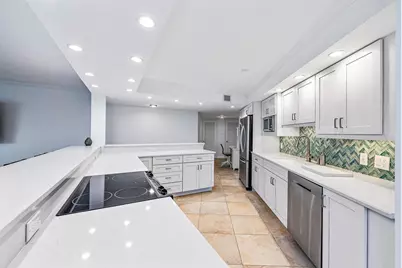 5420 N Ocean Drive #305, Singer Island, FL 33404 - Photo 10