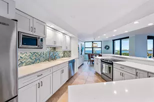 5420 N Ocean Dr, Singer Island, FL 33404 - Photo 4