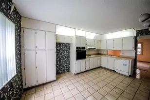 8760 Holly Ct, Tamarac, FL 33321 - Photo 8
