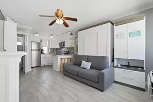 330 Arthur St, Hollywood, FL 33019 - Photo 8