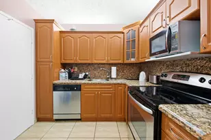 3725 S Ocean Dr, Hollywood, FL 33019 - Photo 4