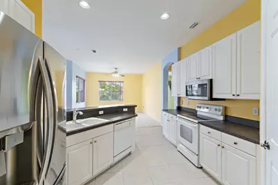 317 SW Lake Forest Way, Port Saint Lucie, FL 34986 - Photo 16