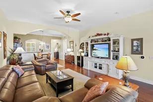 25 Harbour Isle Dr W, Fort Pierce, FL 34949 - Photo 6