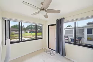 10222 Pine Dr, Boynton Beach, FL 33437 - Photo 12
