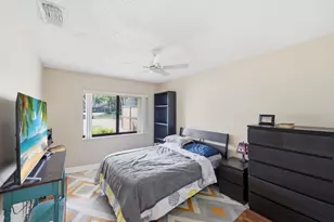 10222 Pine Dr, Boynton Beach, FL 33437 - Photo 16