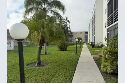 1025 SE 4th Avenue, Dania Beach, FL 33004 - Photo 20