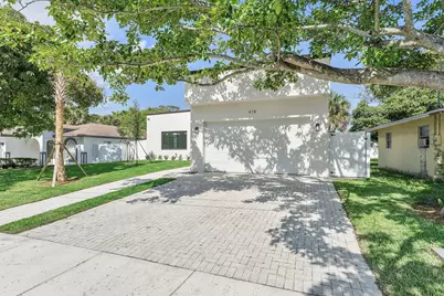 478 NW 1st Avenue, Deerfield Beach, FL 33441 - Photo 1
