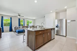 5720 Mentmore Dr, West Palm Beach, FL 33407 - Photo 8