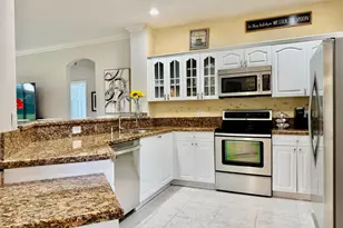 8082 Aberdeen Dr, Boynton Beach, FL 33472 - Photo 4