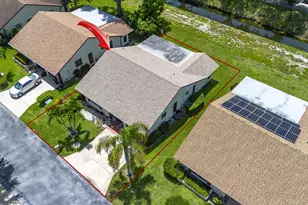 6320 Lakemont Cir, Greenacres, FL 33463 - Photo 12