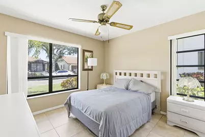 6320 Lakemont Circle, Greenacres, FL 33463 - Photo 18