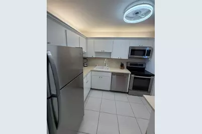 29 Yacht Club Drive #304, North Palm Beach, FL 33408 - Photo 8