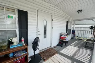 1455 90th Ave, Vero Beach, FL 32966 - Photo 2