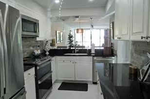 21 Royal Palm Way, Boca Raton, FL 33432 - Photo 8