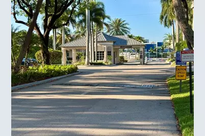 21 Royal Palm Way #2020, Boca Raton, FL 33432 - Photo 2